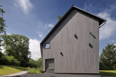 Cantilevering SIPs Home in Strathblane