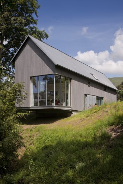 Cantilevering SIPs Home in Strathblane