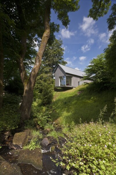 Cantilevering SIPs Home in Strathblane