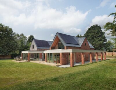 Energy Efficient SIPs Home in the Chilterns Area of Outstanding Natural Beauty has the Wow Factor project photograph